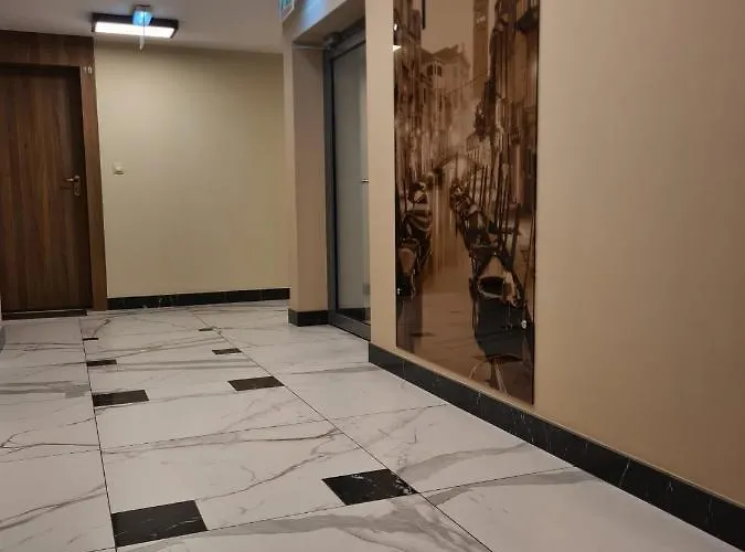 Venice Apartment, Self Check-in 24h, Free Parking Апартаменты *